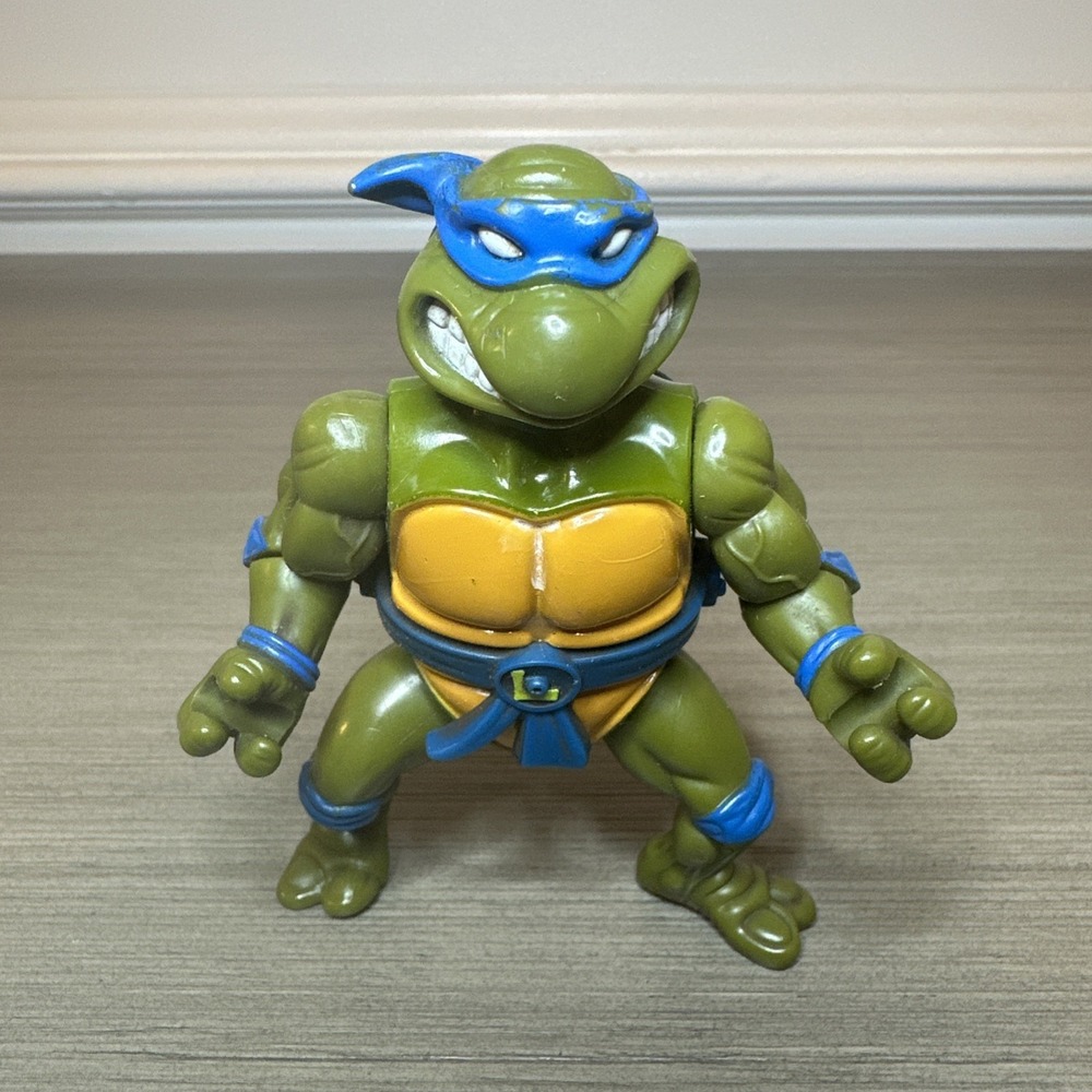 Vintage 1990 Leonardo Teenage Mutant Ninja Turtles TMNT Figure